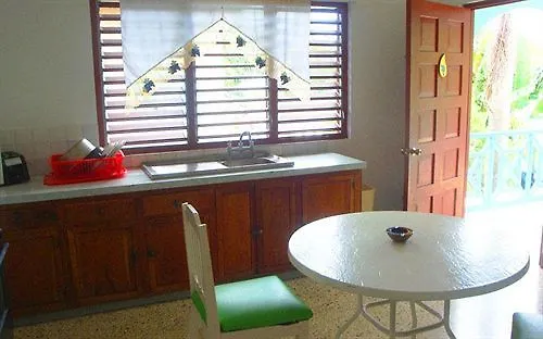Ξενοδοχείο Pure Garden Resort Νεγκρίλ