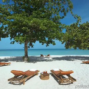 Grand Pineapple Jamaica