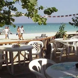 https://70-norman-manley-blvd.hotelsmontegobay.org