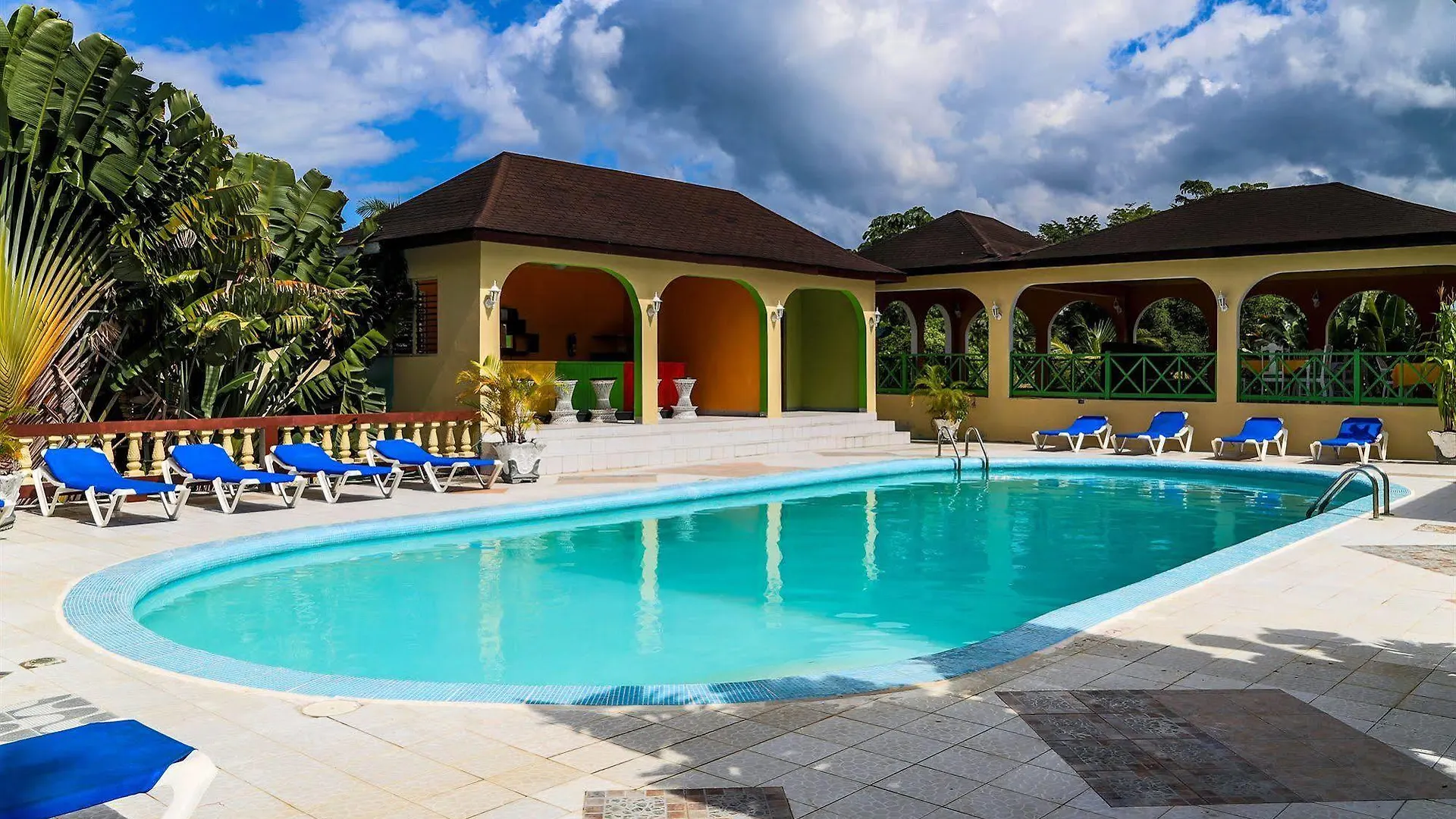 Pure Garden Resort Negril Hotel